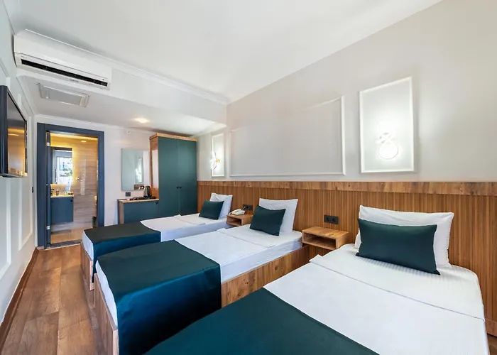Eflina Hotel 4*